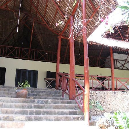 Kiloran Funzi House Bed and Breakfast Buitenkant foto