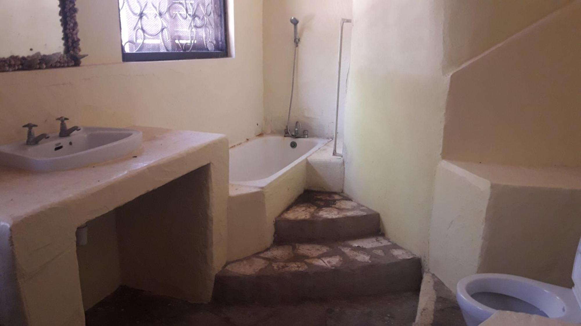 Kiloran Funzi House Bed and Breakfast Buitenkant foto