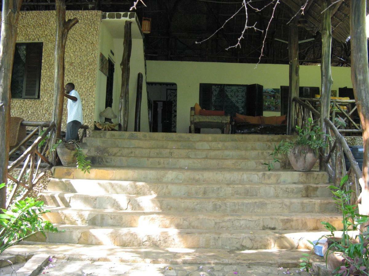 Kiloran Funzi House Bed and Breakfast Buitenkant foto